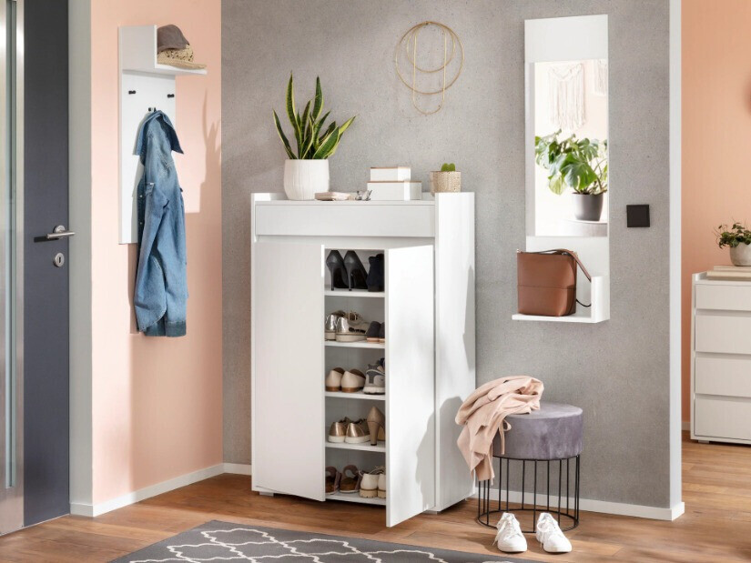 Colección de muebles Ruvciri