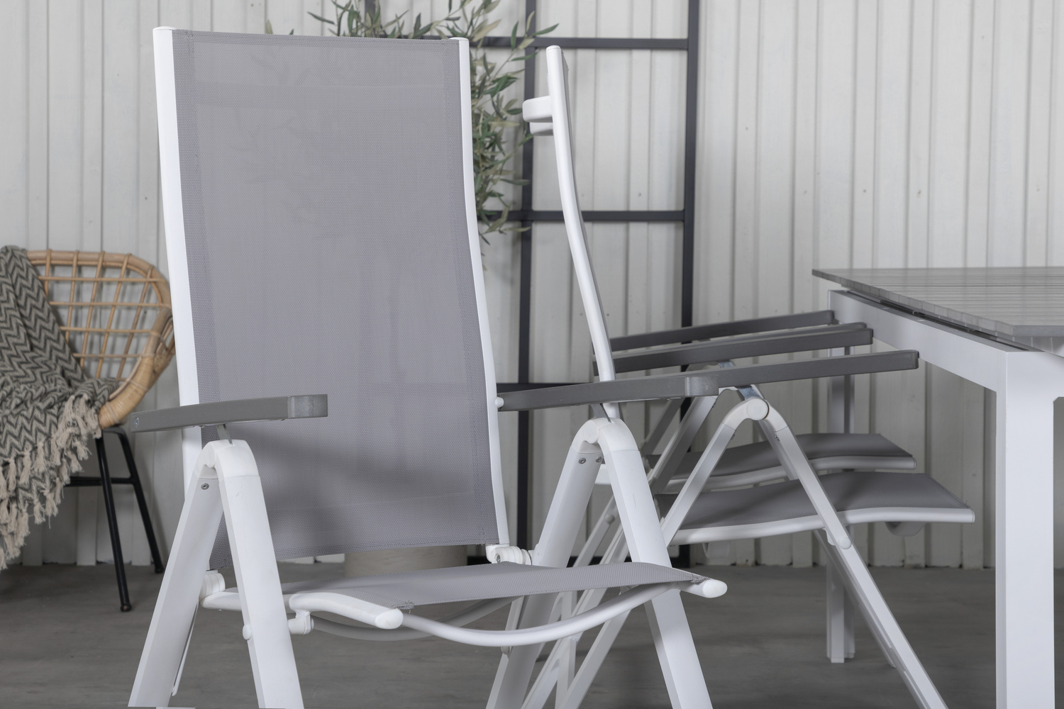 Conjunto de mesa y sillas Dallas 701