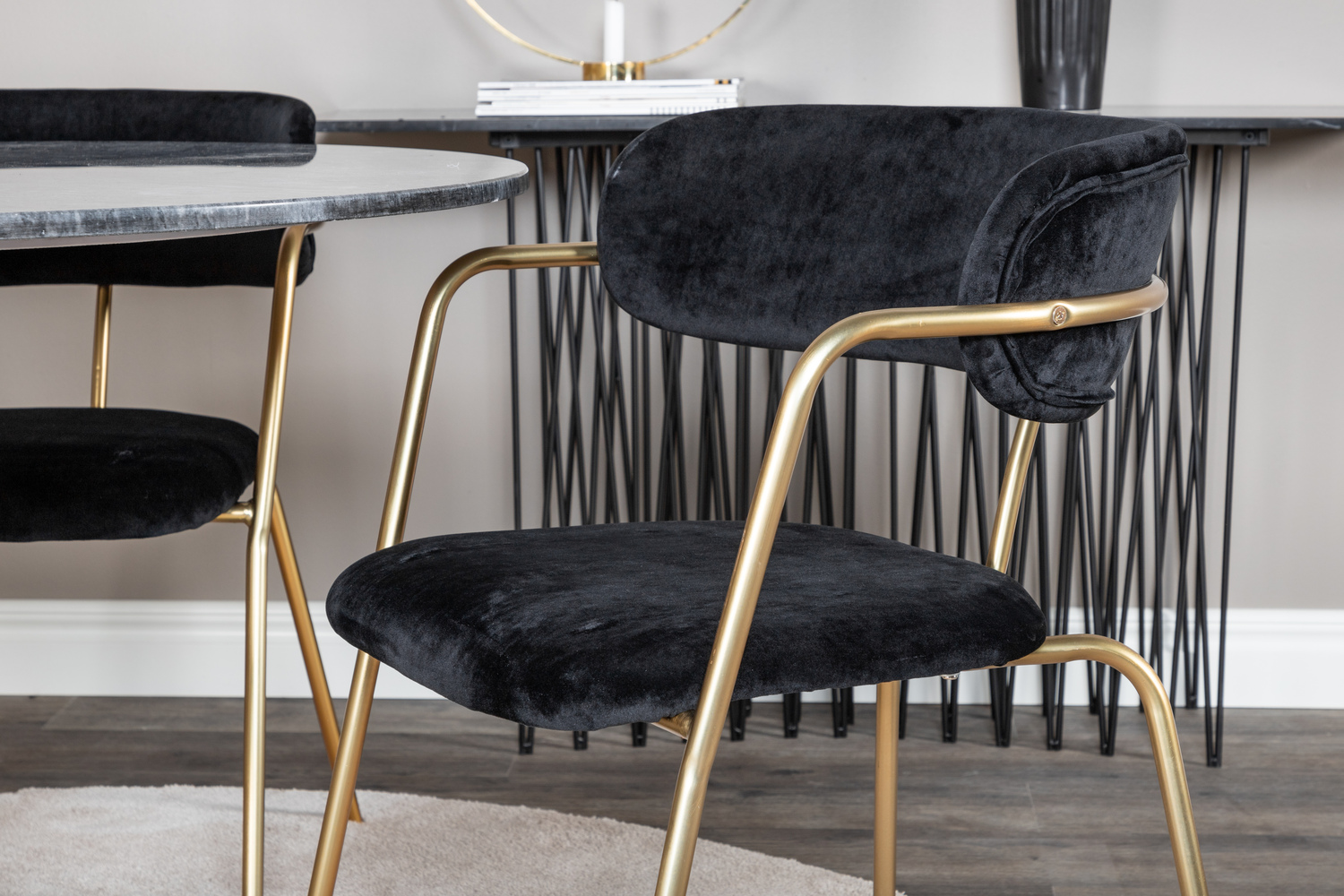 Conjunto de mesas y sillas para comedor Dallas 1208 (Negro + Dorado)