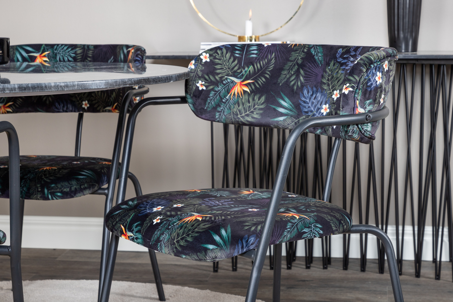 Conjunto de mesas y sillas para comedor Dallas 1208 (Patrón floral + Negro)