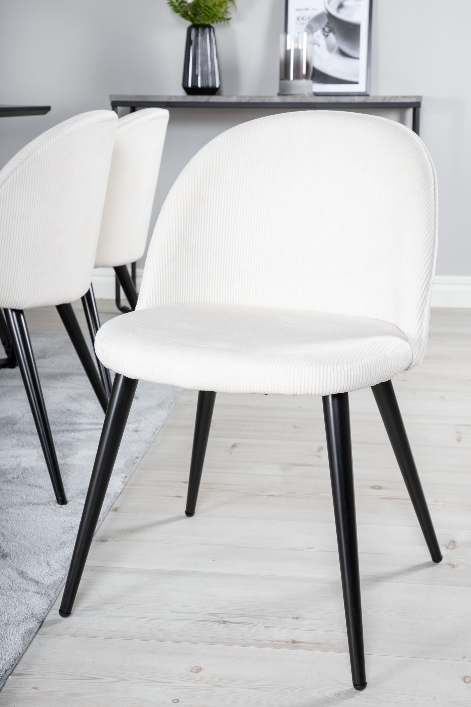 Conjunto de mesas y sillas para comedor Dallas 1962 (Negro + Beige)