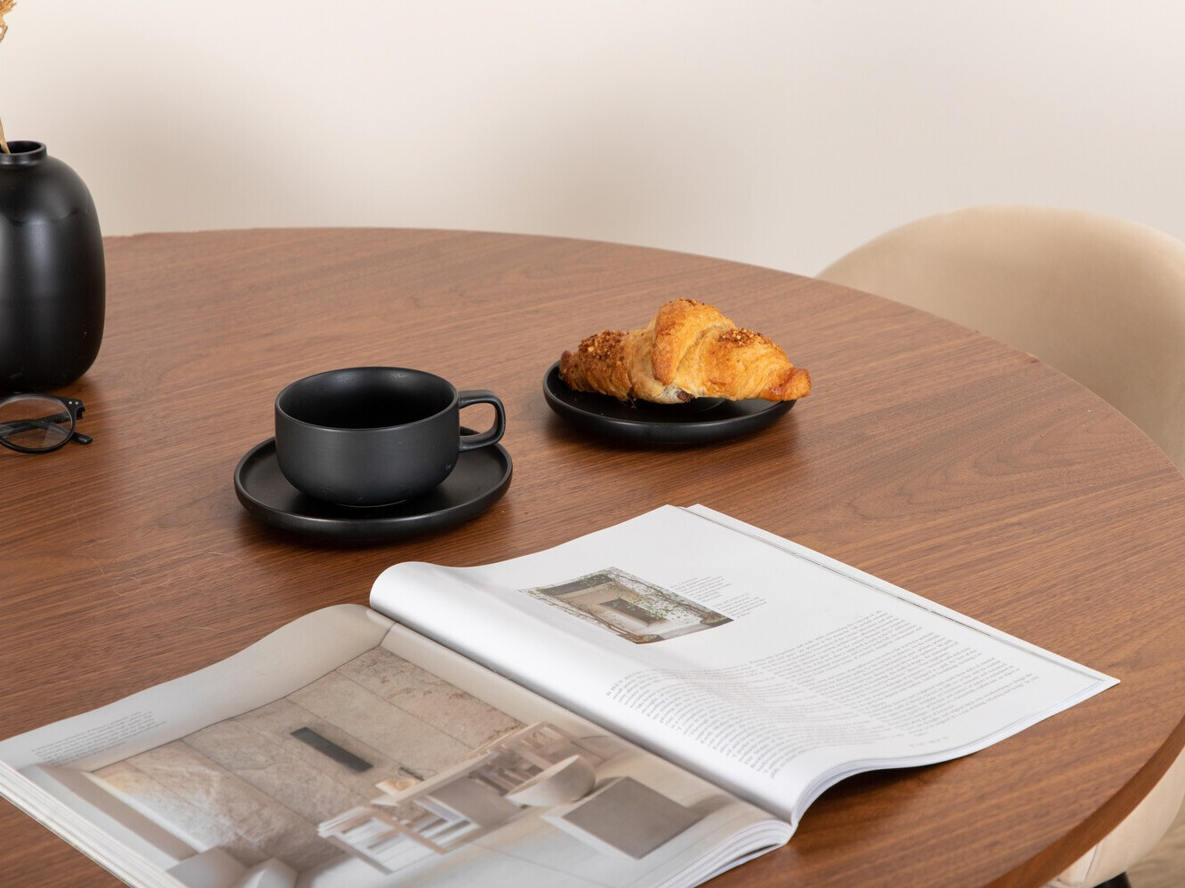 Conjunto de comedor Dallas 3071 (Crema + Negro)