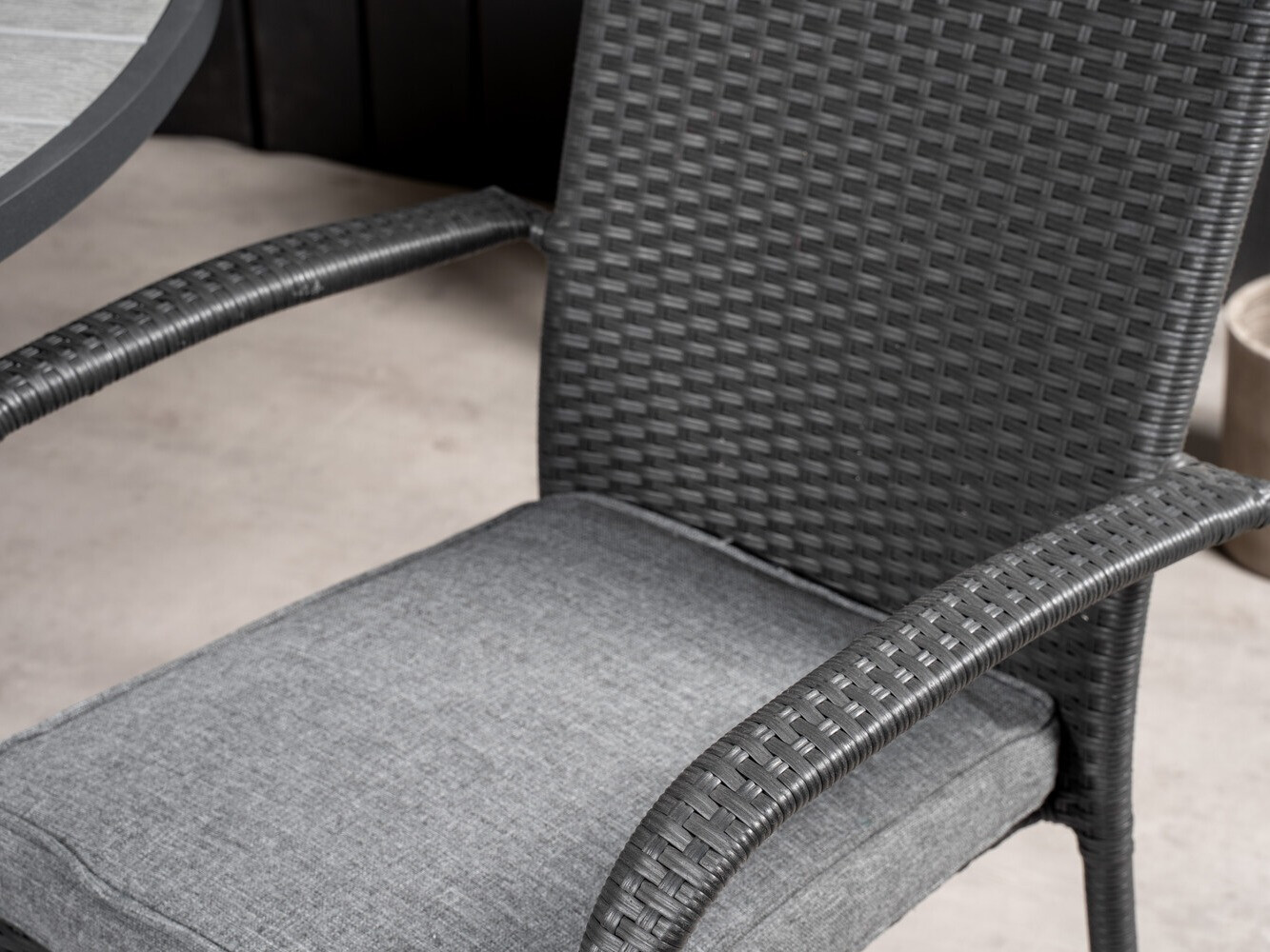 Conjunto de mesa y sillas Dallas 2424