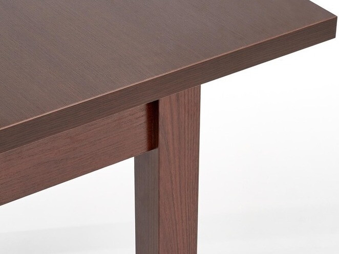 Mesa Houston 132 (Nuez oscura)