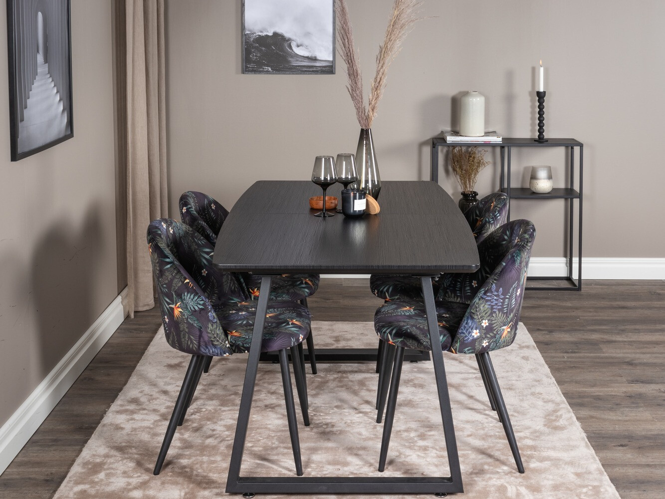 Conjunto de comedor Dallas 1609 (Patrón floral + Negro)