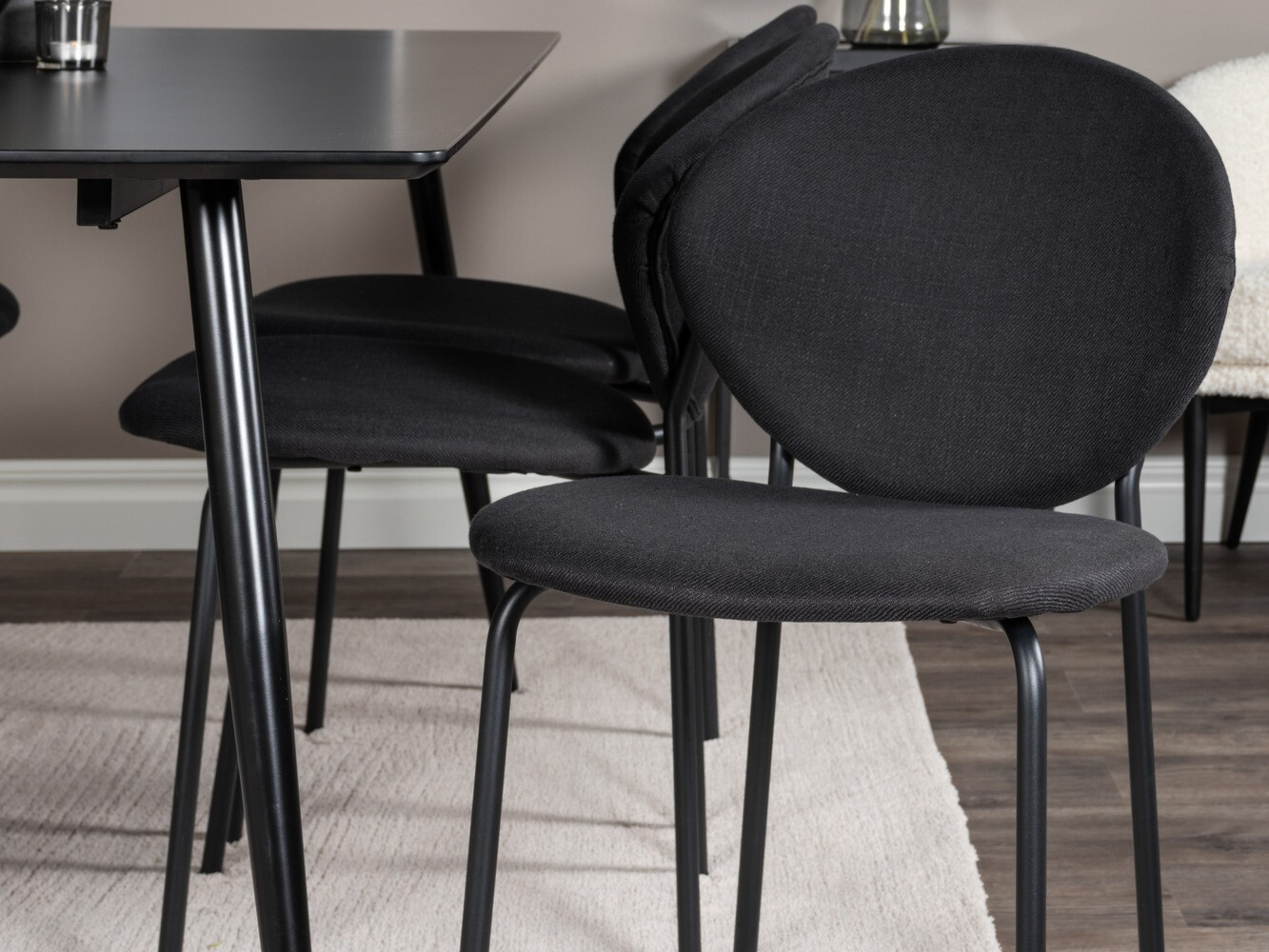 Conjunto de comedor Dallas 1518 (Negro)