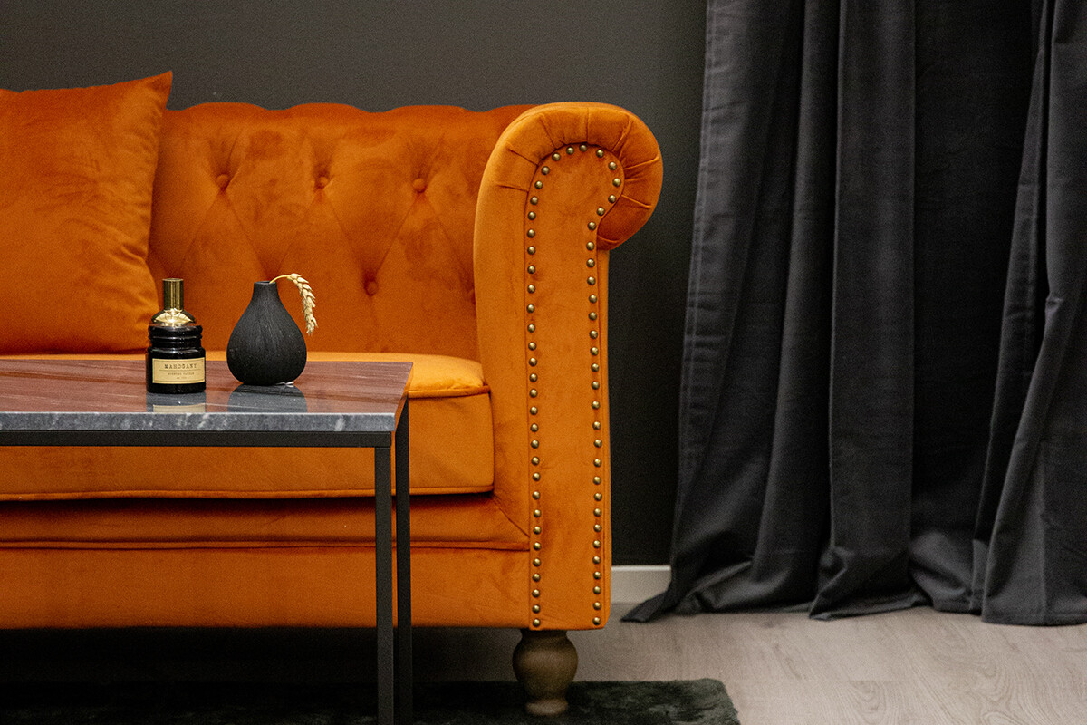 Sofá chesterfield Dallas 255 (Naranja)