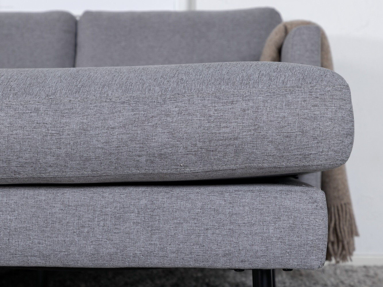 Sofá rinconero Fercame 102 (Gris + Negro)