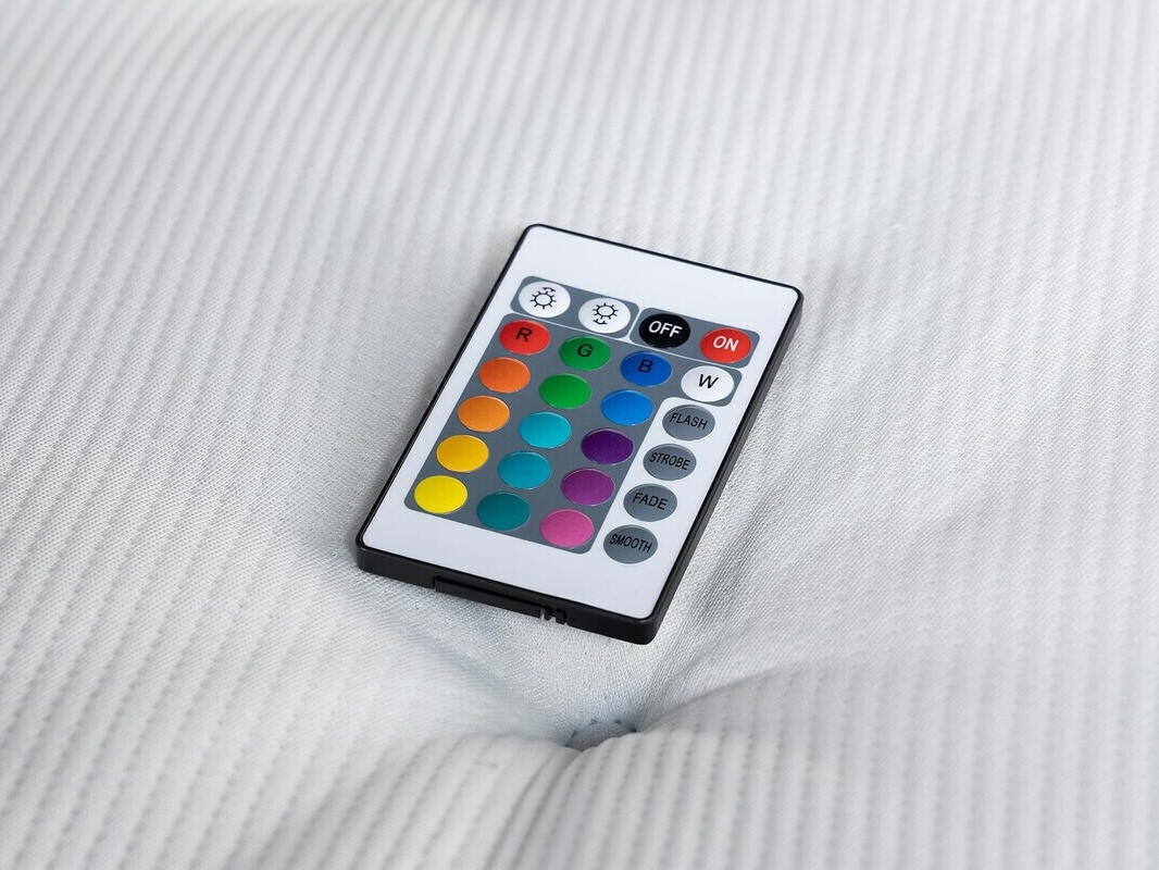 Cama continental Seattle 133 (Monolith 92)