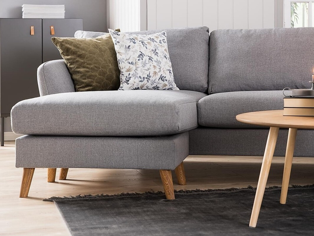 Sofá rinconero Scandinavian Choice Catmori 105 (Inari 91)