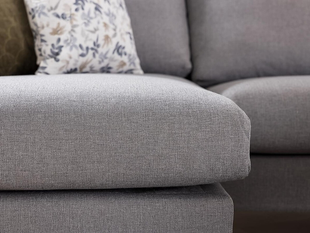 Sofá rinconero Scandinavian Choice Catmori 105 (Inari 91)