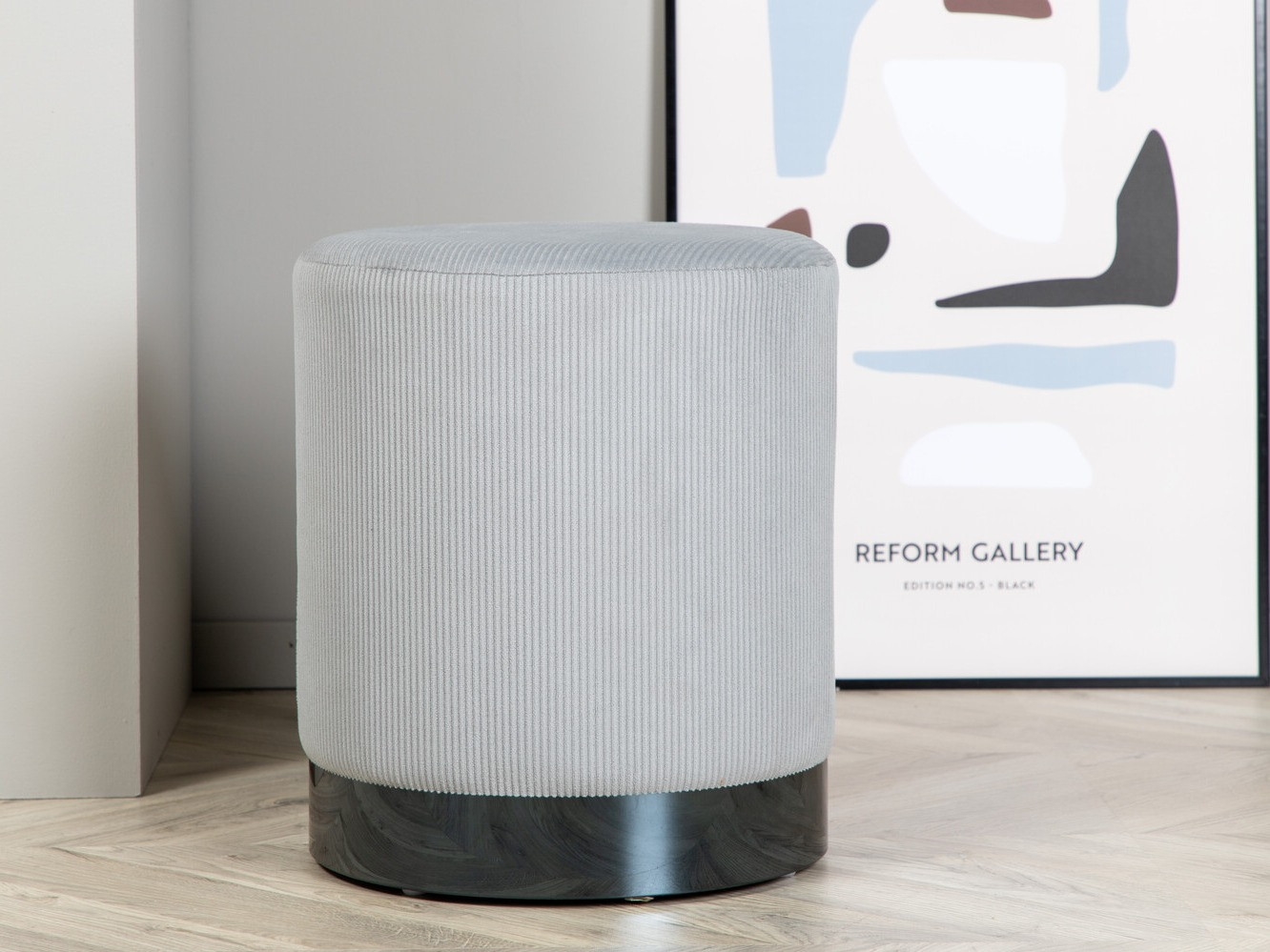 Reposapiés Dallas 2936 (Gris claro + Negro brillante)