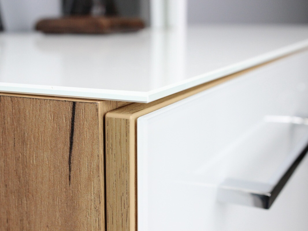 Estantería Catcamu 104 (Blanco brillante + Navarra roble)