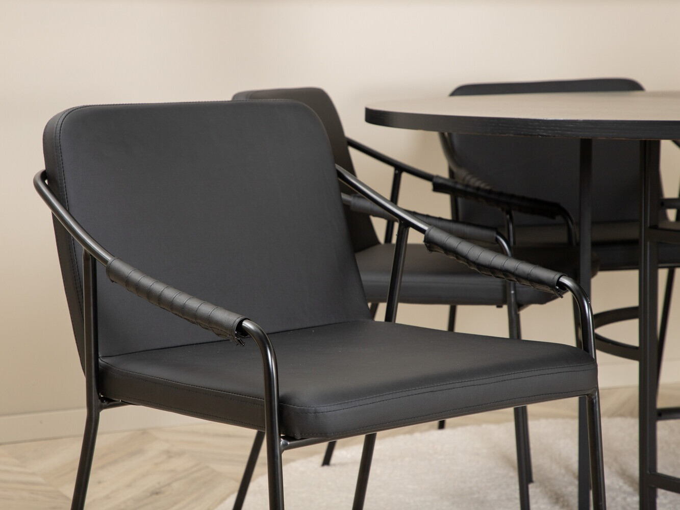 Conjunto de mesas y sillas para comedor Dallas 2342