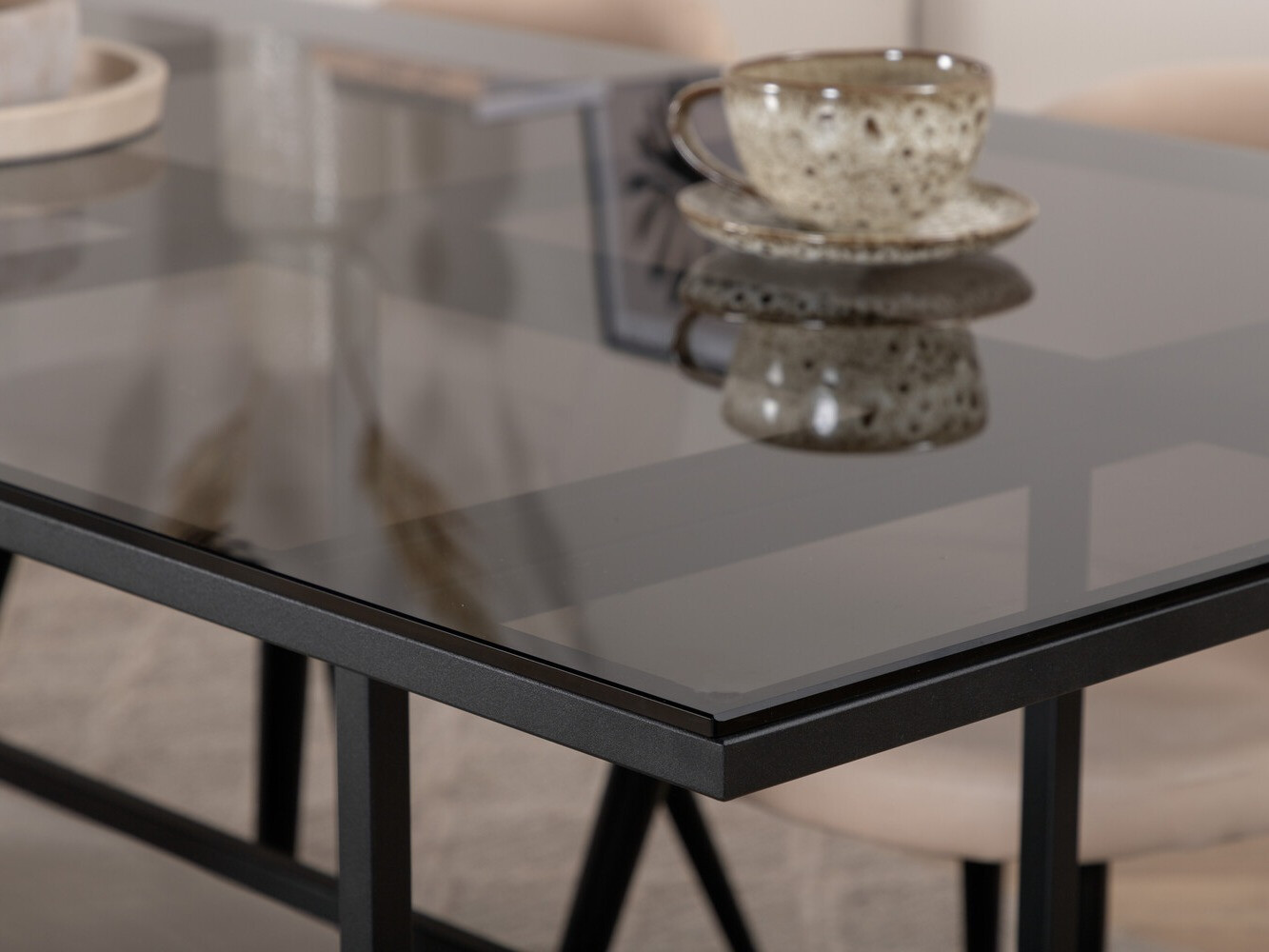 Conjunto de mesas y sillas para comedor Dallas 2633 (Beige + Negro)