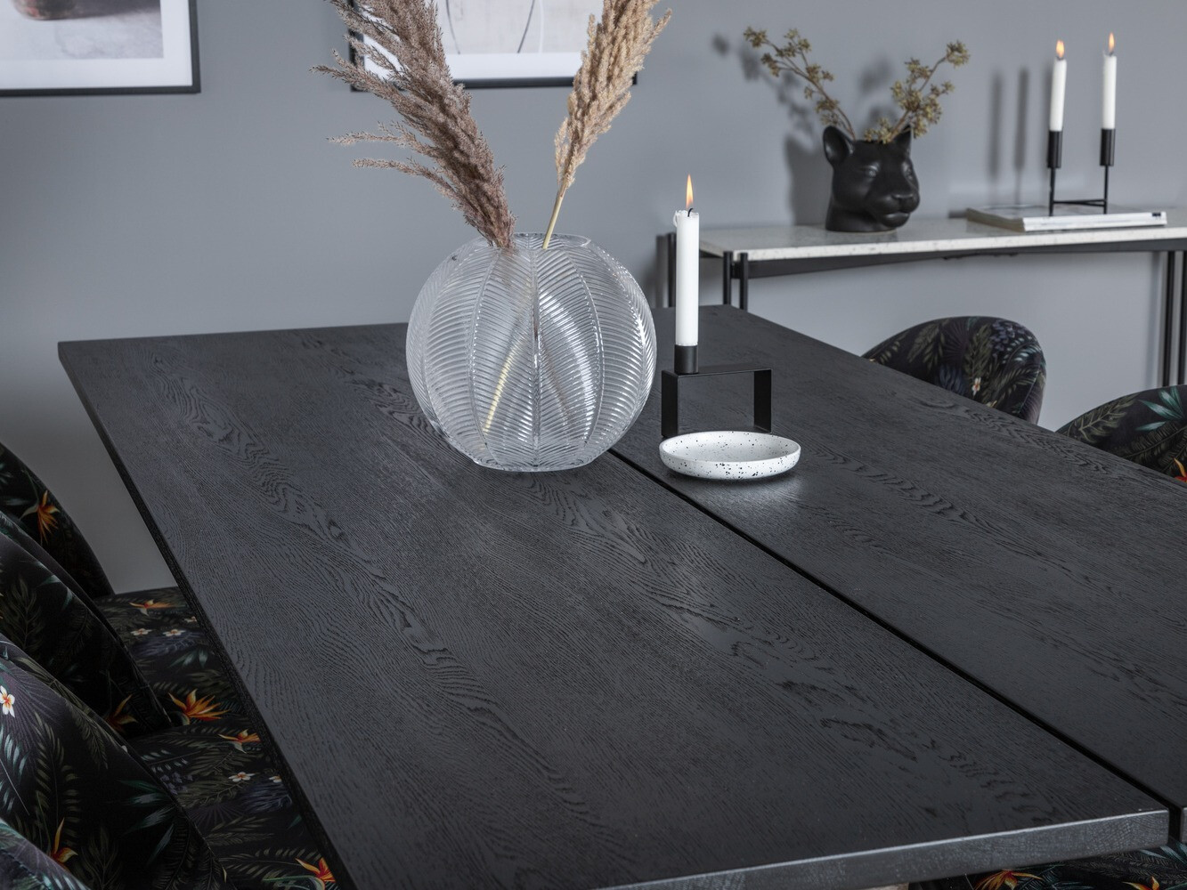 Conjunto de comedor Dallas 1676 (Patrón floral + Negro)