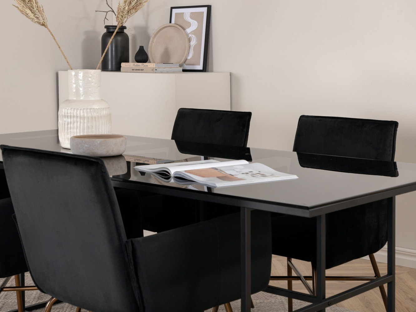 Conjunto de mesas y sillas para comedor Dallas 2650 (Negro + Latón)