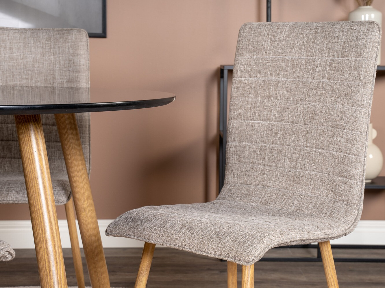 Conjunto de comedor Dallas 1748