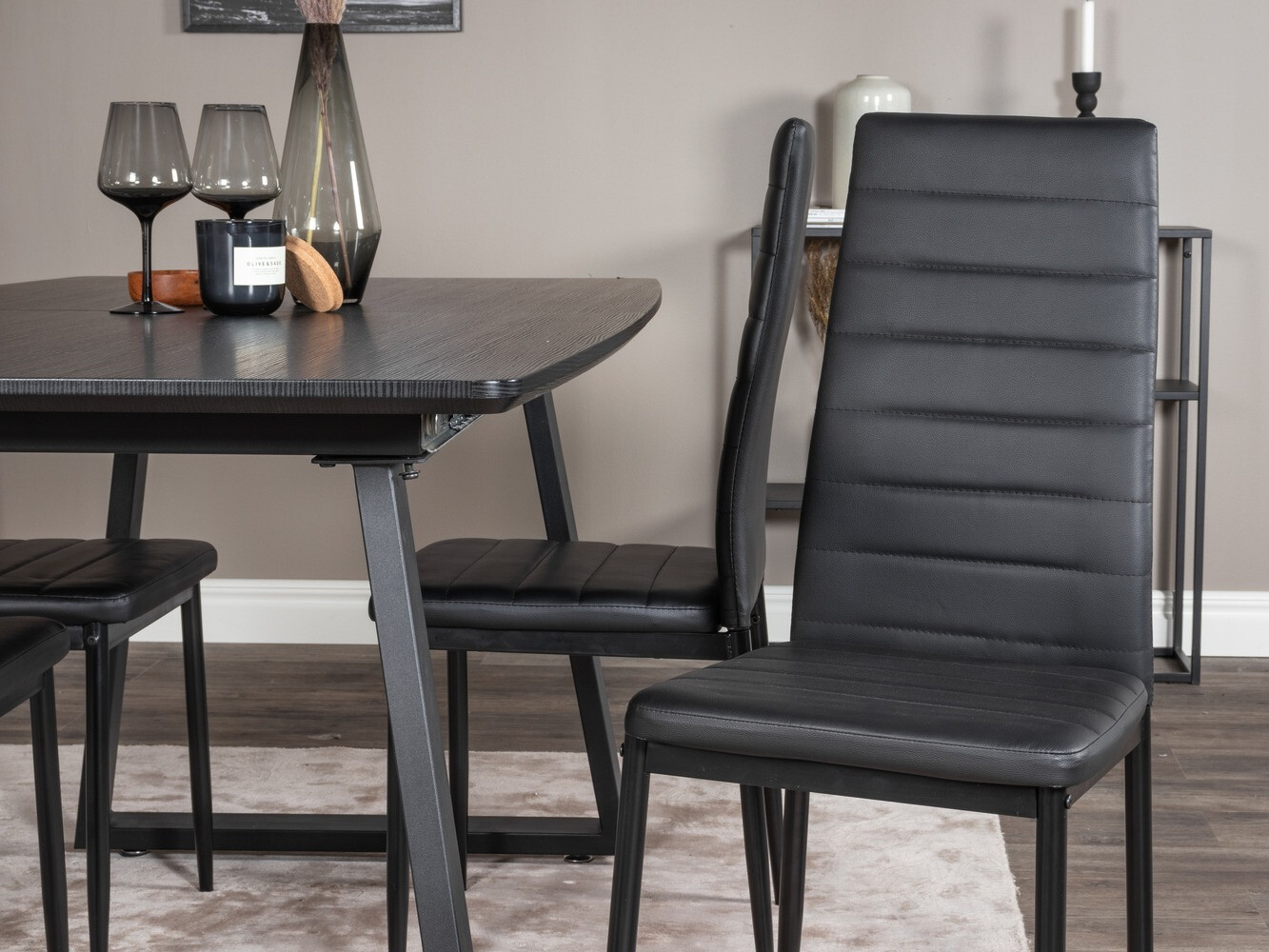 Conjunto de mesas y sillas para comedor Dallas 1999