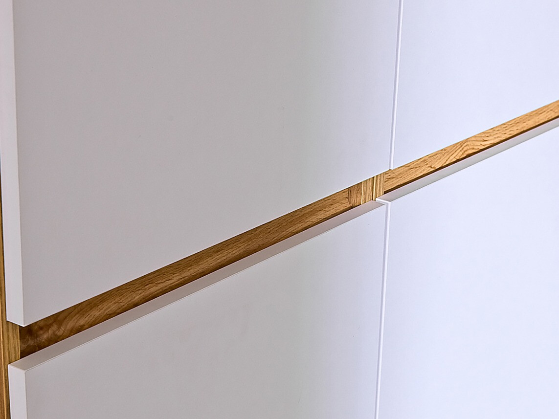 Cómoda Evaropha 104 (Roble wotan + Blanco)