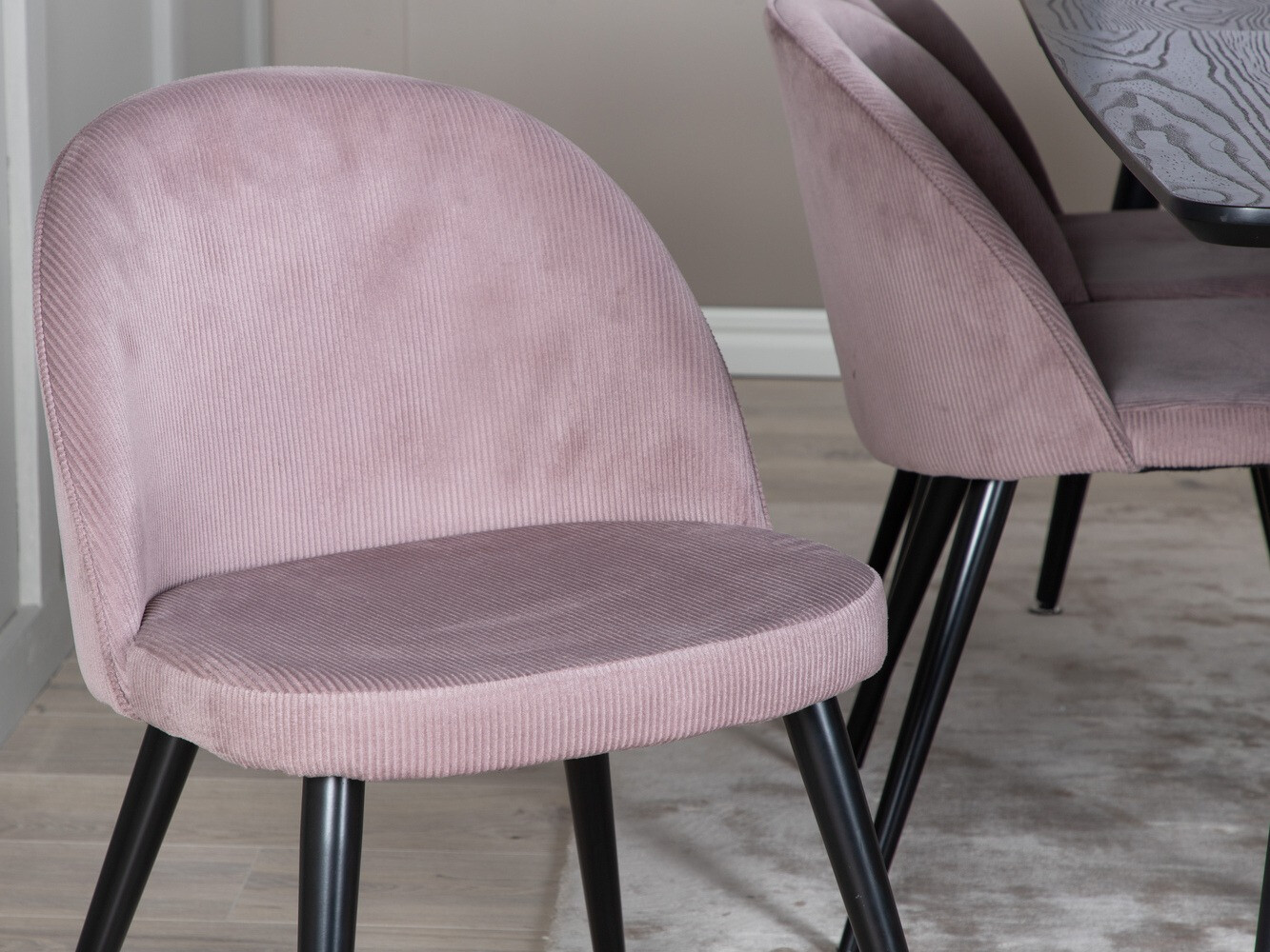 Conjunto de mesas y sillas para comedor Dallas 1447 (Rosa + Negro)