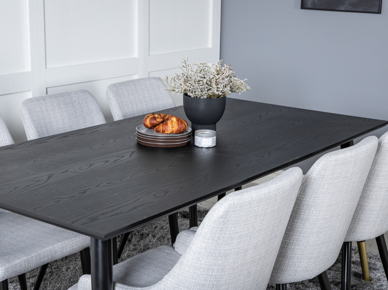 Conjunto de mesas y sillas para comedor Dallas 2599 (Negro + Latón)