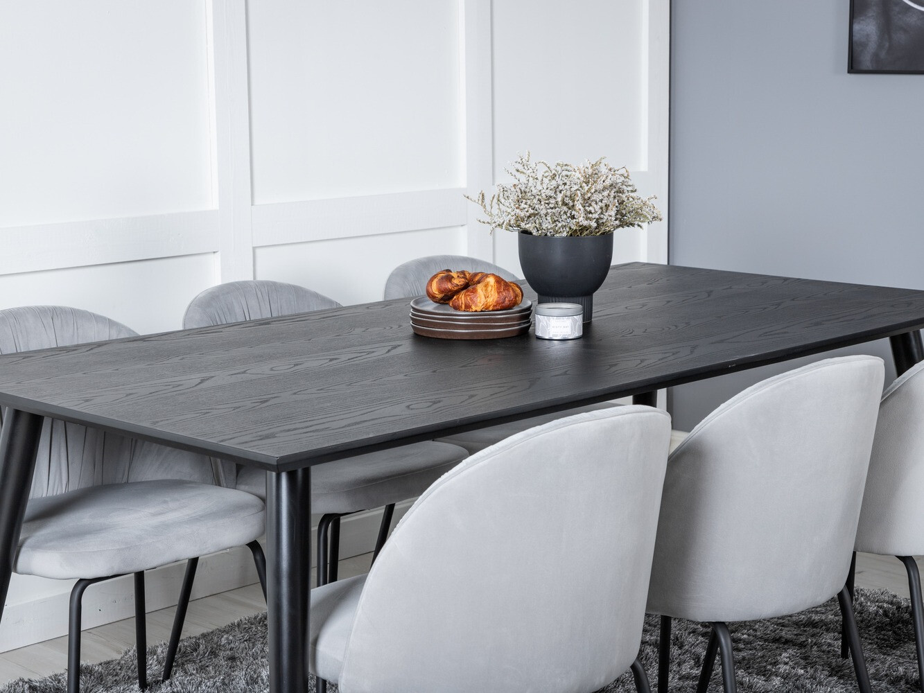 Conjunto de mesas y sillas para comedor Dallas 2600 (Negro + Latón)