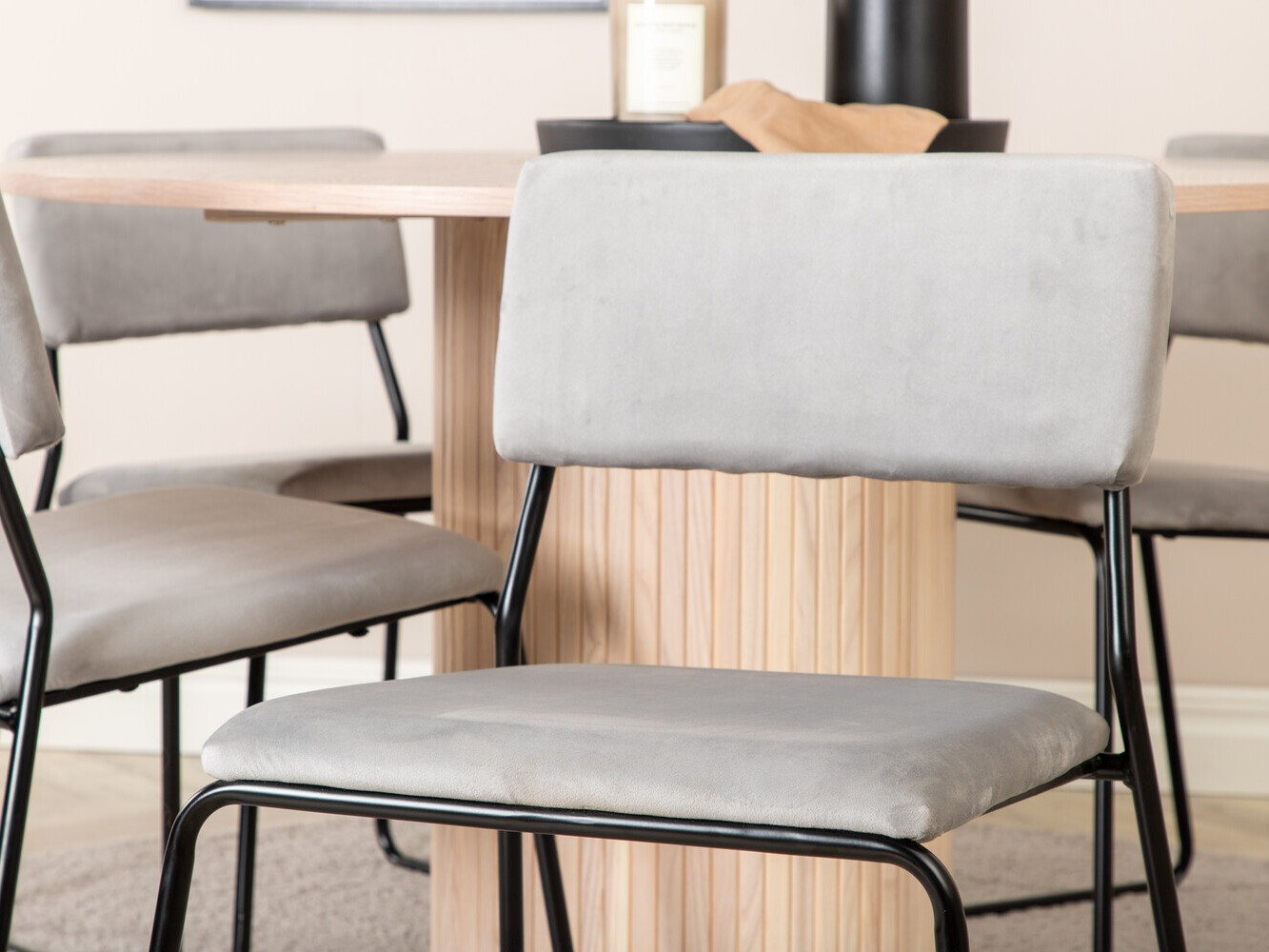 Conjunto de comedor Dallas 2566 (Gris claro + Negro)