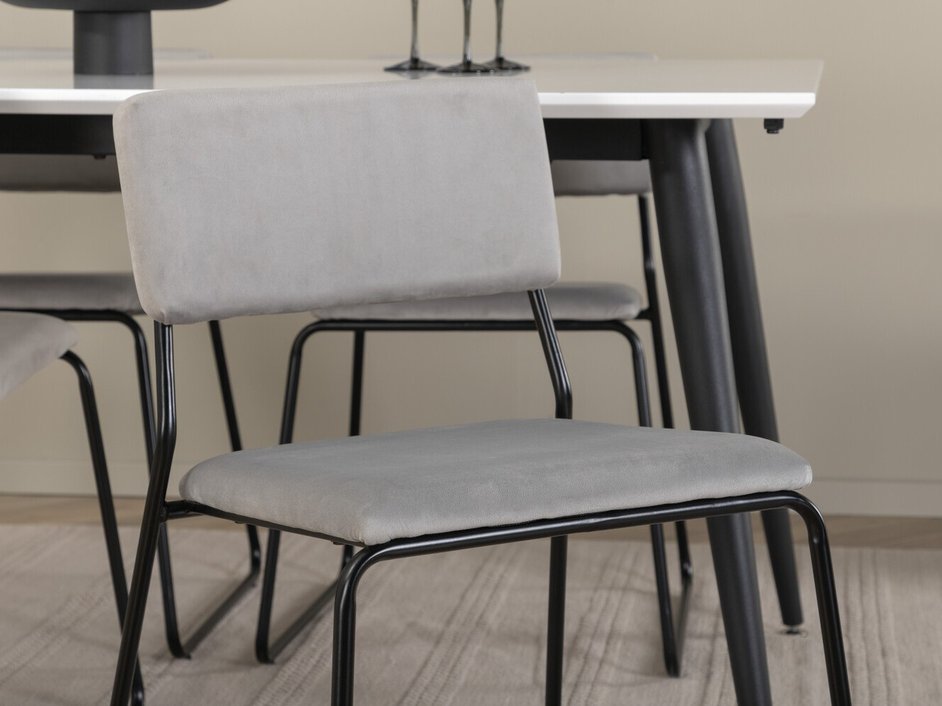 Conjunto de mesas y sillas para comedor Dallas 2736 (Gris + Negro)