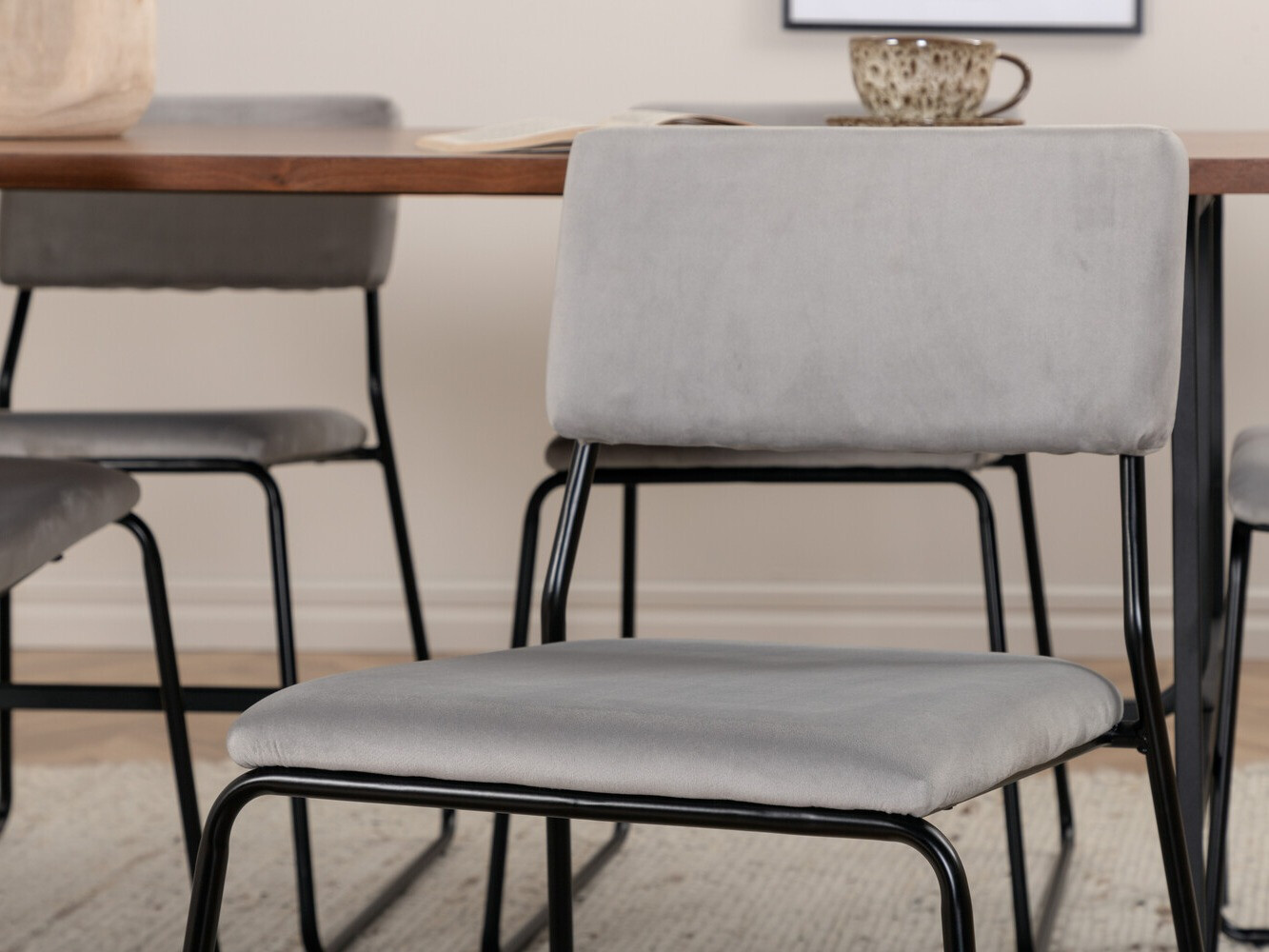 Conjunto de mesas y sillas para comedor Dallas 2795 (Gris + Negro)