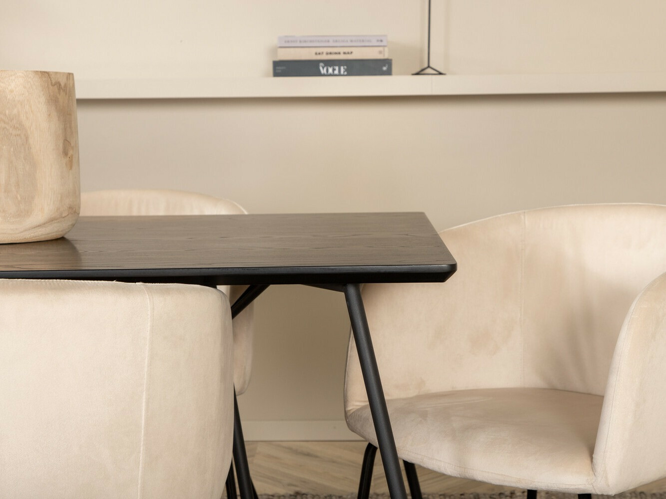 Conjunto de comedor Dallas 2569 (Crema + Negro)