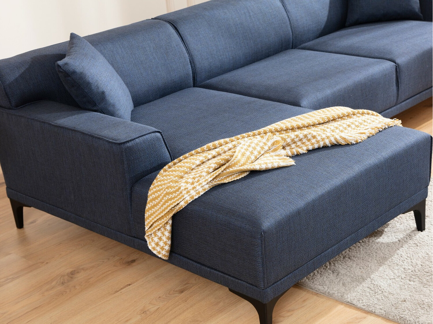 Sofá rinconero Altadena 136 (Azul oscuro)