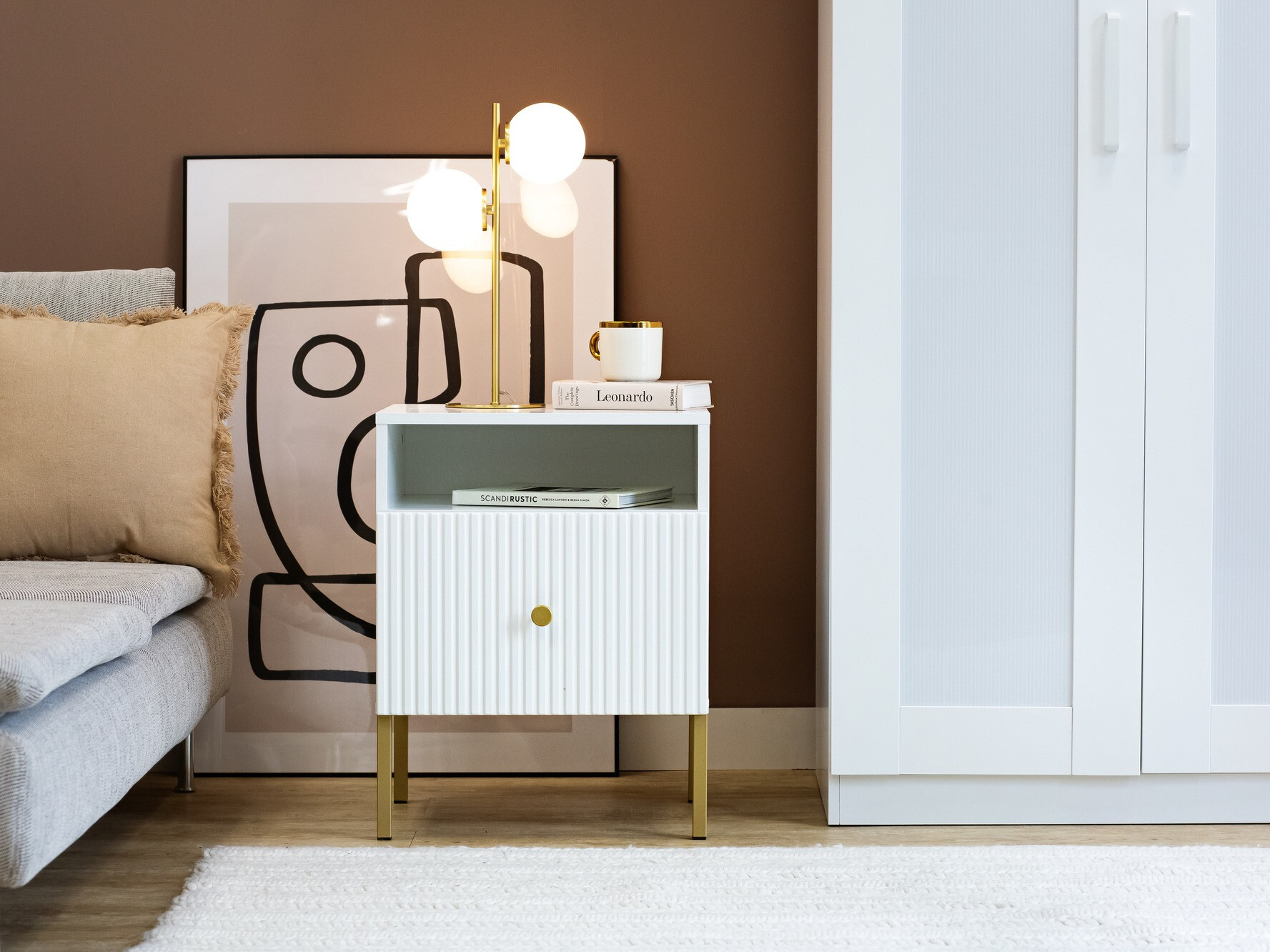 Mesilla de noche Etliva 106 (Blanco + Dorado)