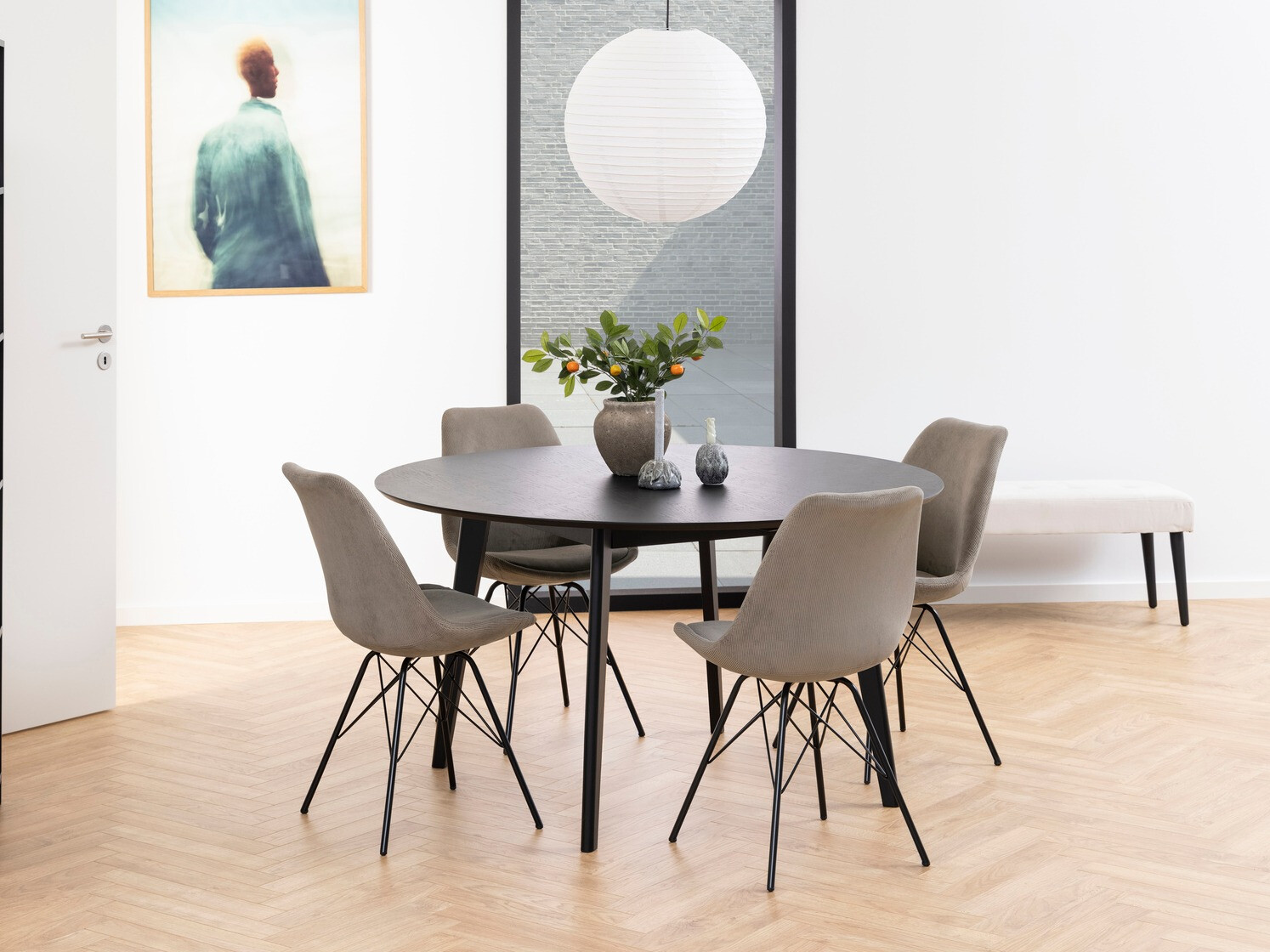 Conjunto de mesas y sillas para comedor Norsica 505 (Beige + Negro)