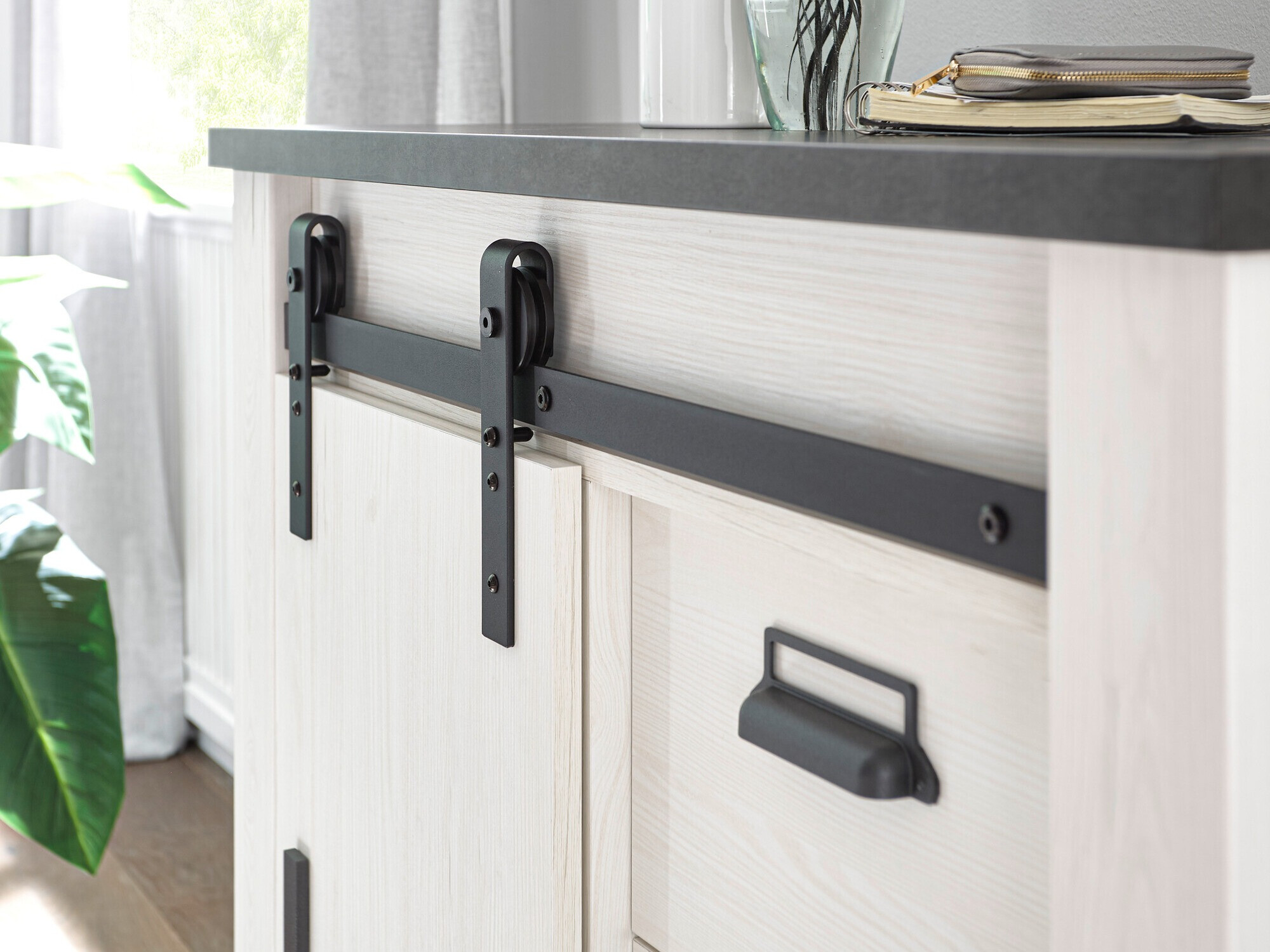 Cómoda Cirtale 117 (Antracita + Pino blanqueado)