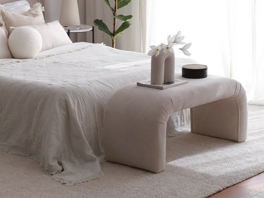 Banco acolchado Altadena 566 (Crema)