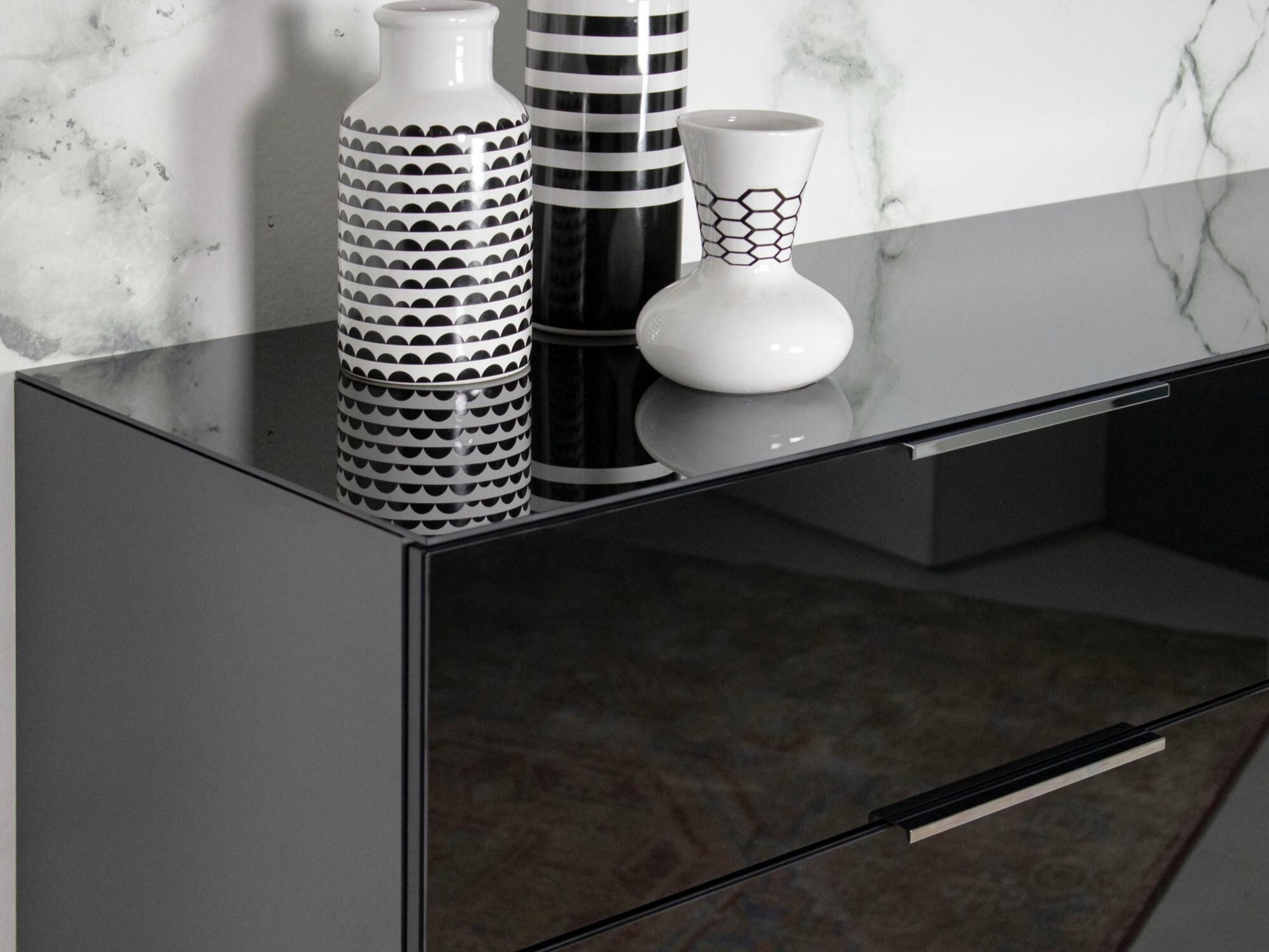 Cómoda Sacramento 299 (Negro + Negro brillante)