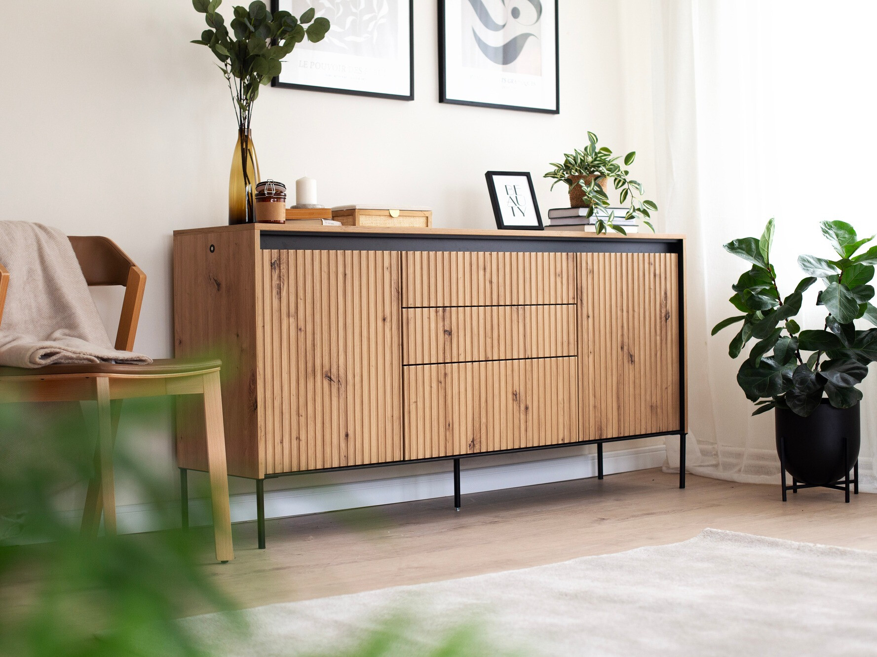 Cómoda Fernolu 100 (Roble Artisan + Negro)