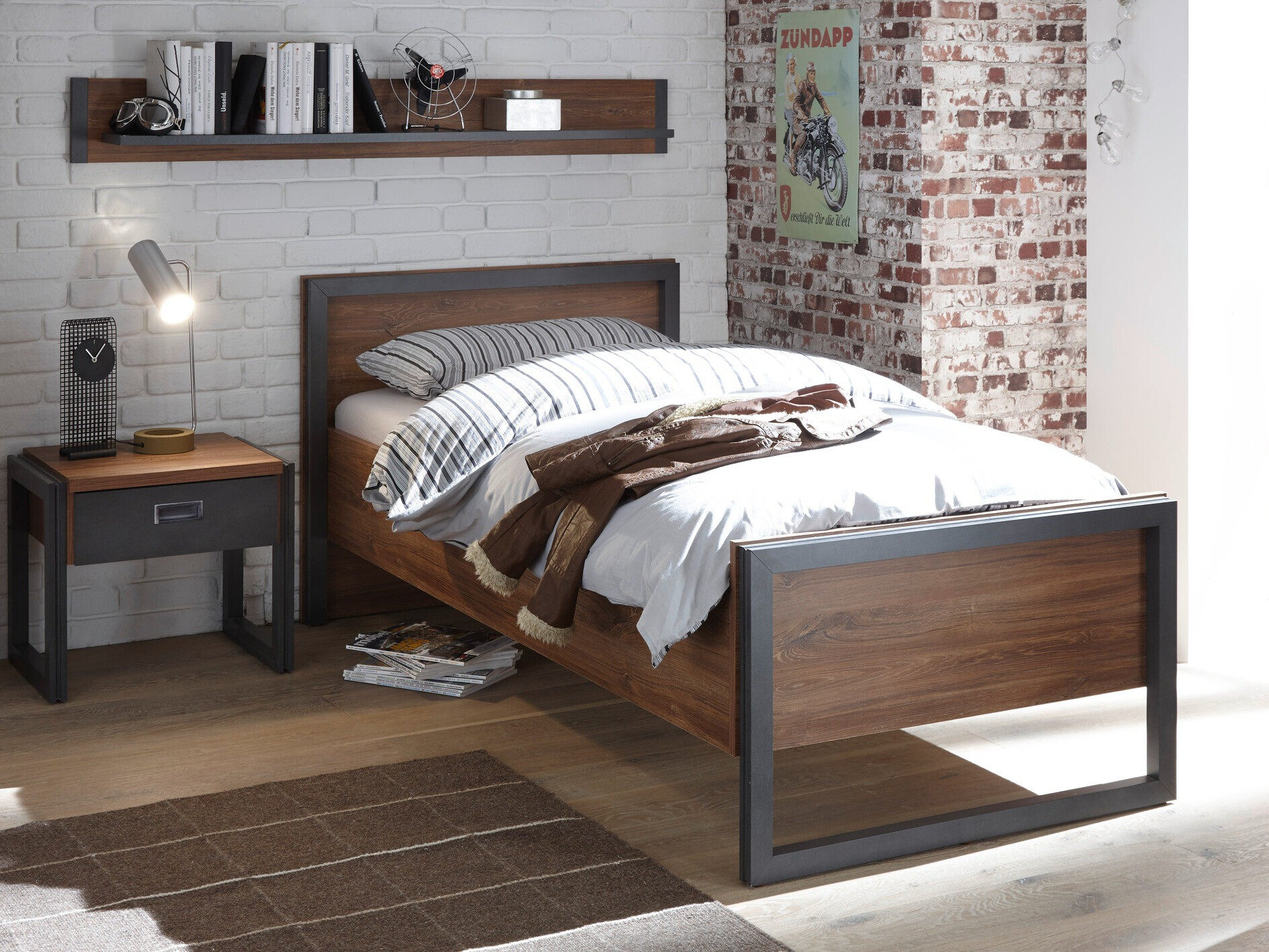 Conjunto de dormitorio Virmeli 136