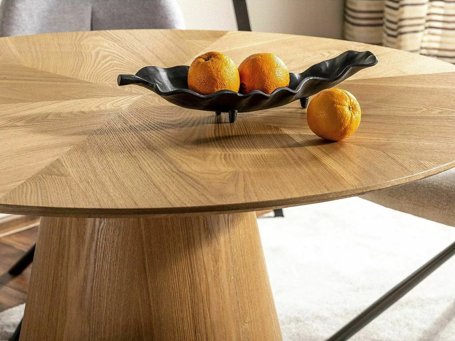 Mesa Detroit 137 (Roble)