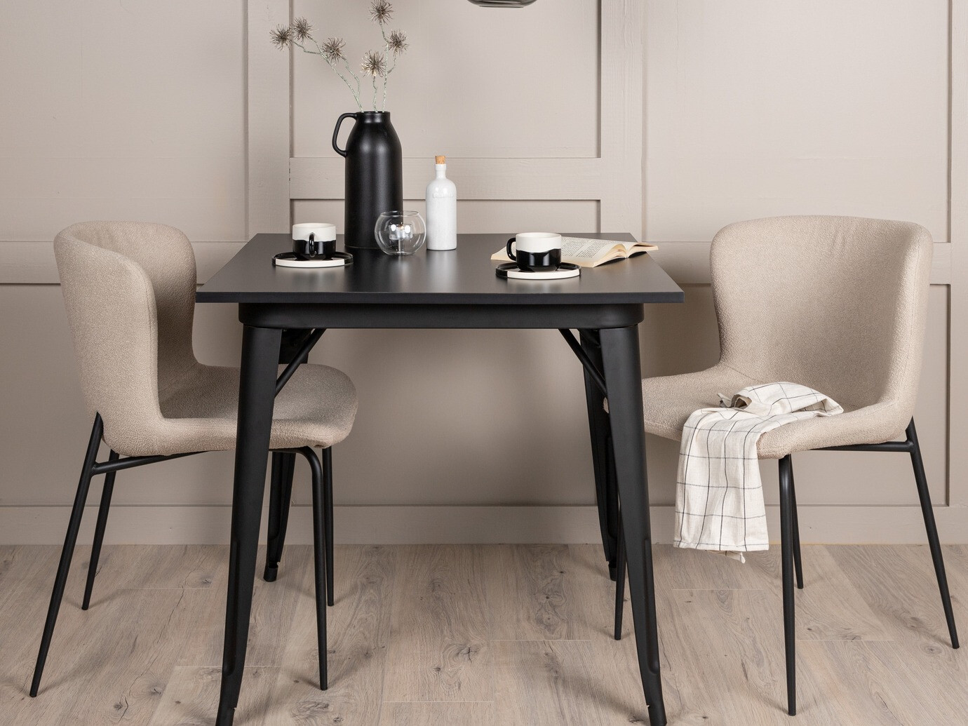 Conjunto de mesas y sillas para comedor Dallas 3362 (Beige + Negro)