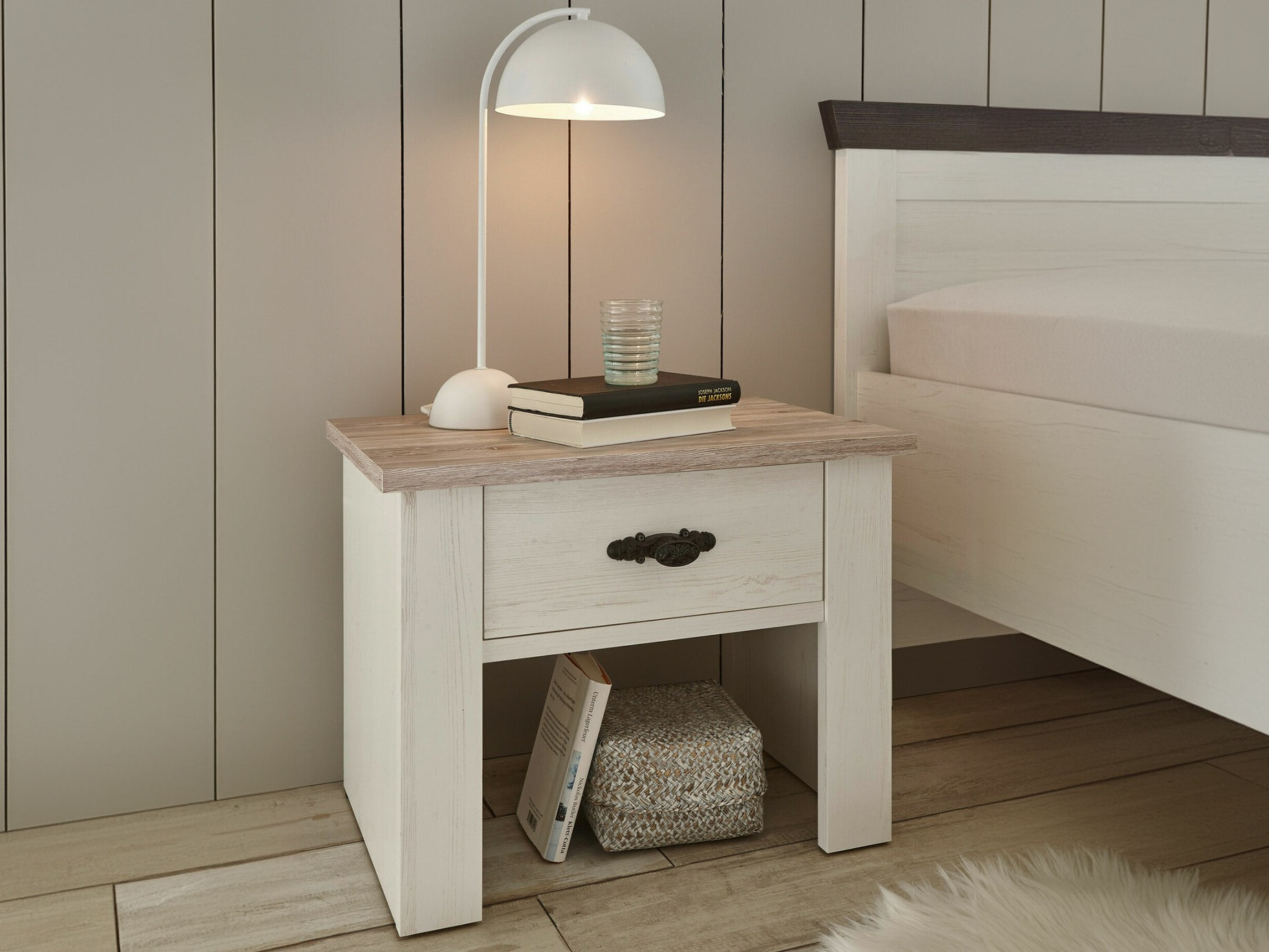 Mesilla de noche Daltori 122