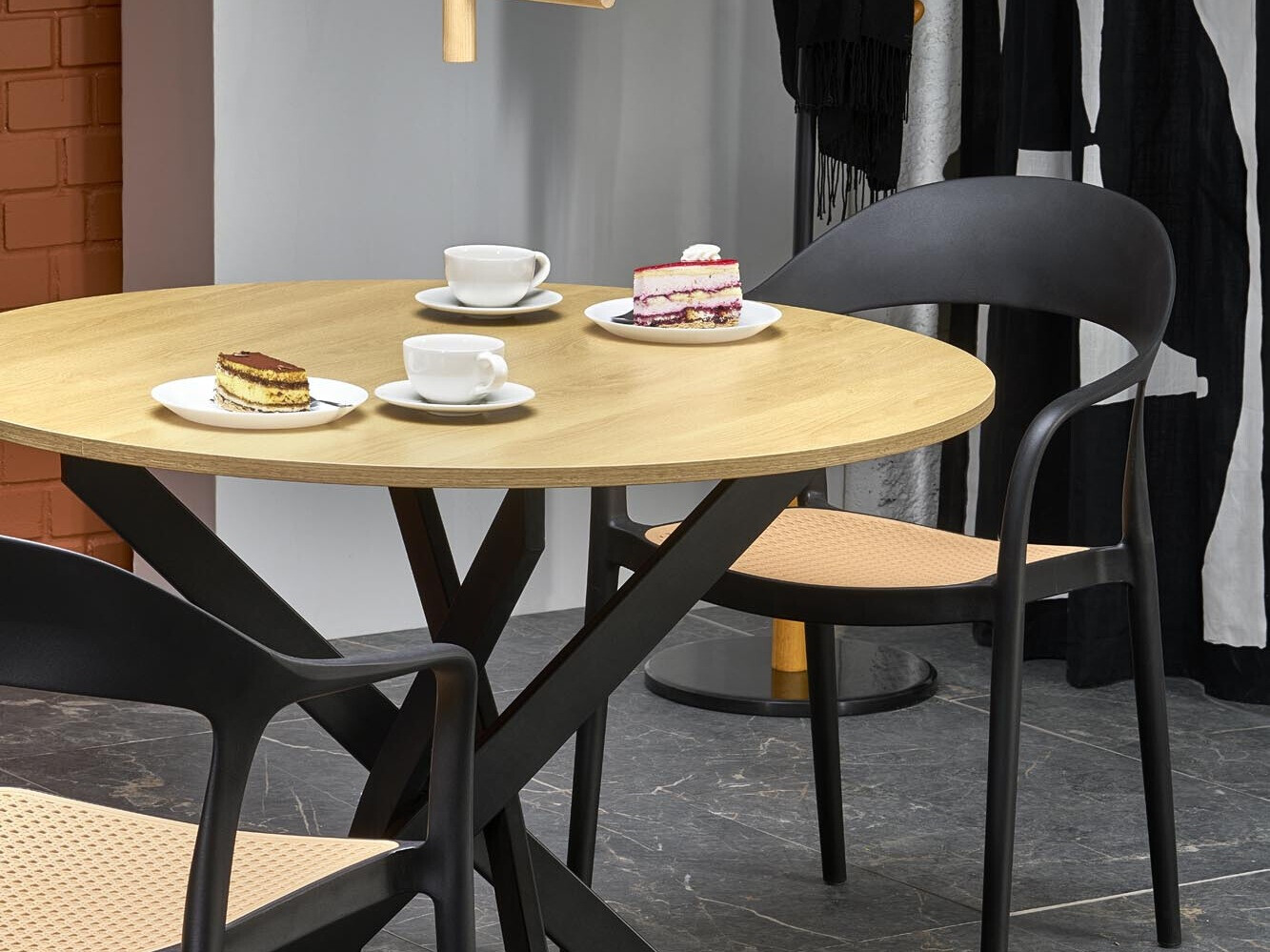 Mesa Houston 1788 (Roble dorado + Negro)