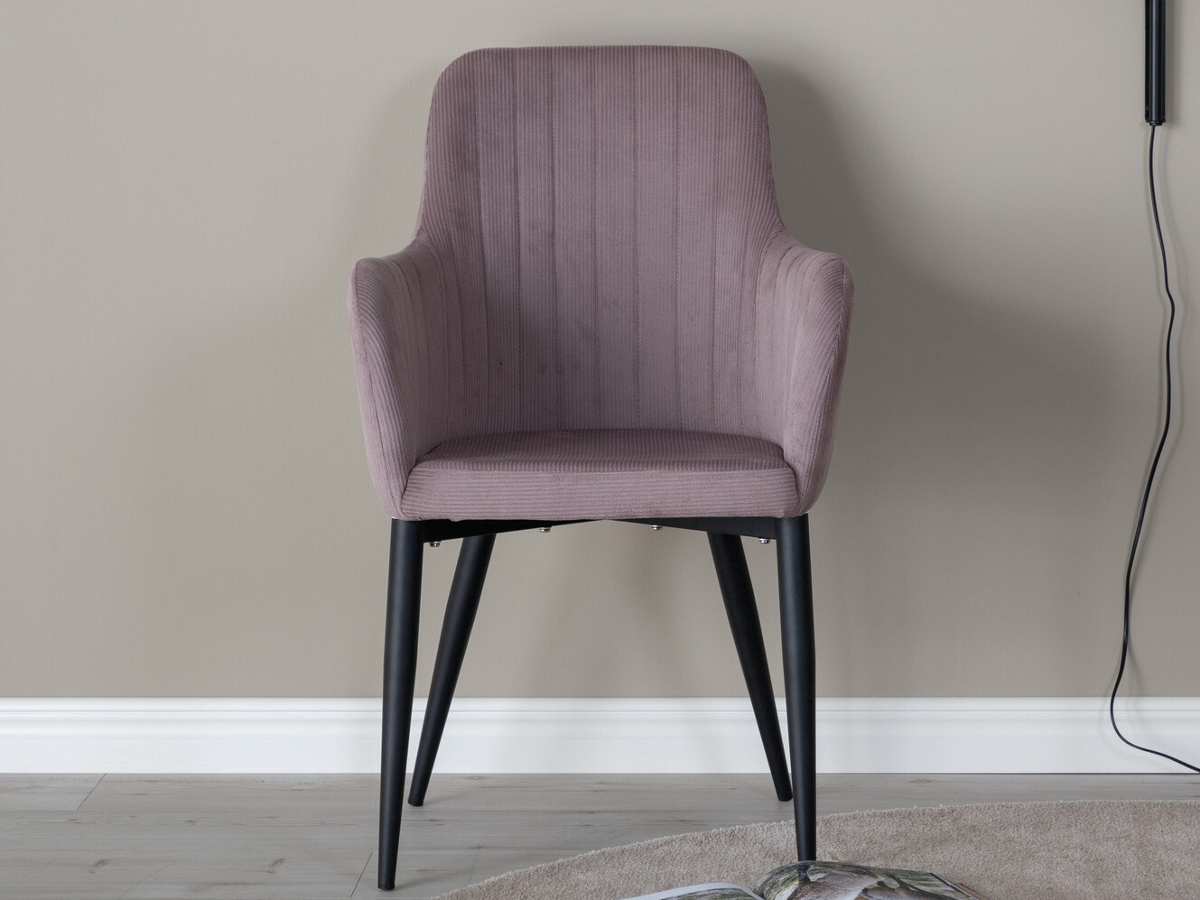 Silla Dallas 155 (Rosa Dusty + Negro)