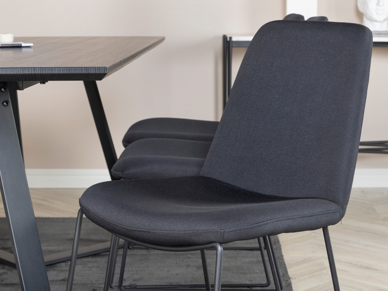 Conjunto de mesas y sillas para comedor Dallas 1972 (Negro)