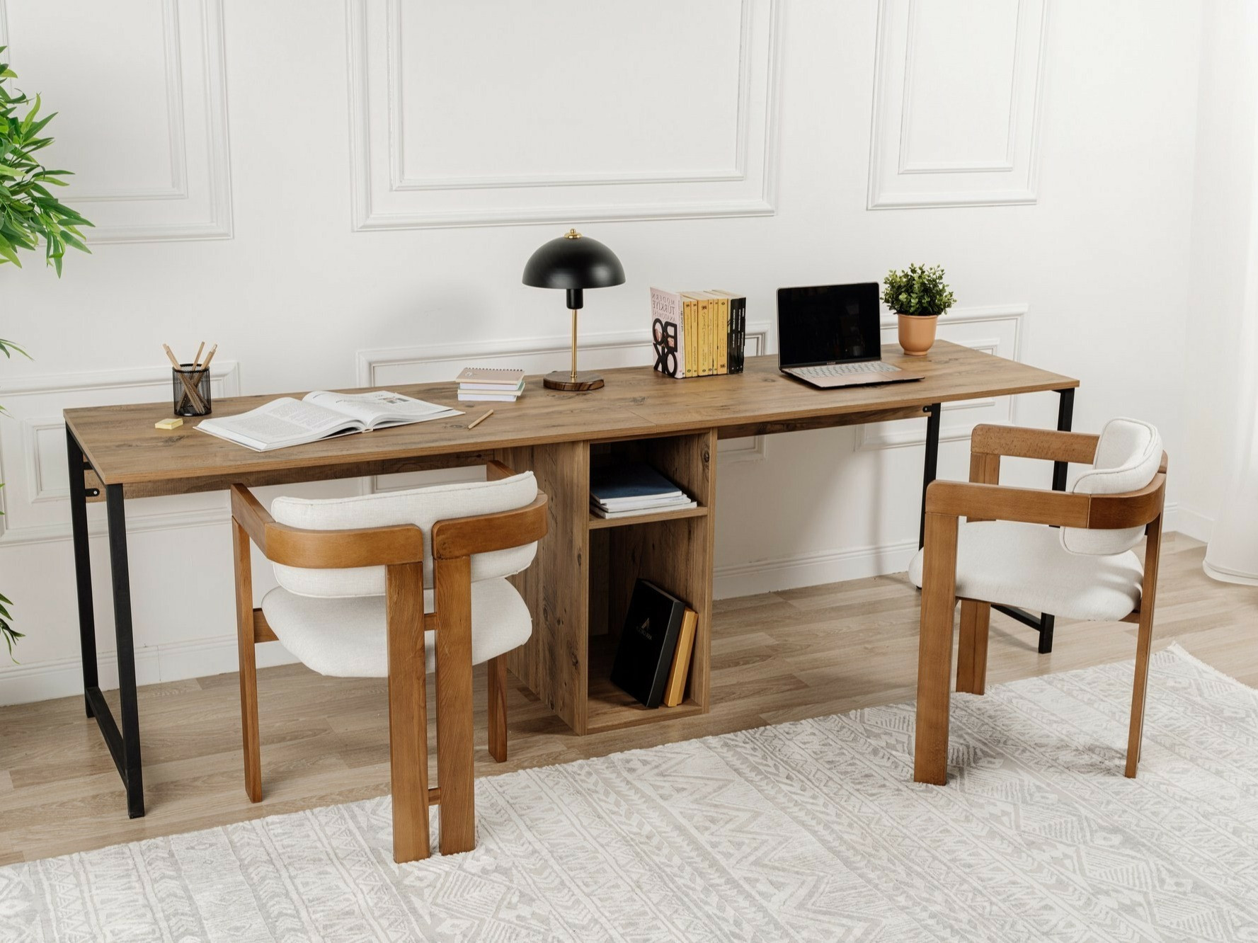 Mesa de oficina Novato 101 (Pino + Negro)