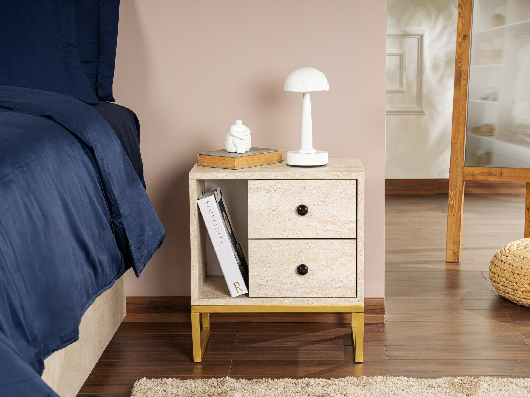 Mesilla de noche Novato 109 (Claro Travertine + Dorado)