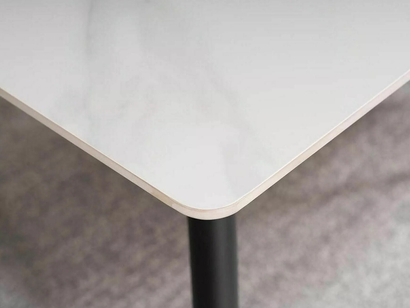 Mesa Detroit 803 (Mármol blanco)