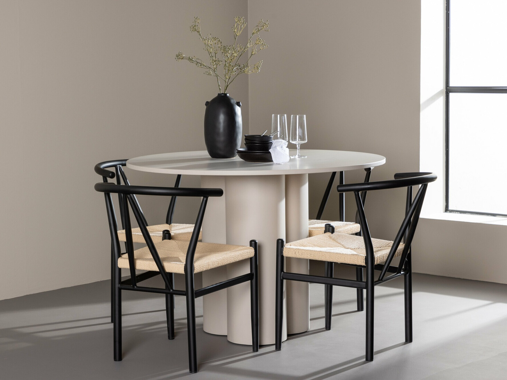 Conjunto de mesas y sillas para comedor Dallas 4688 (Negro + Beige)