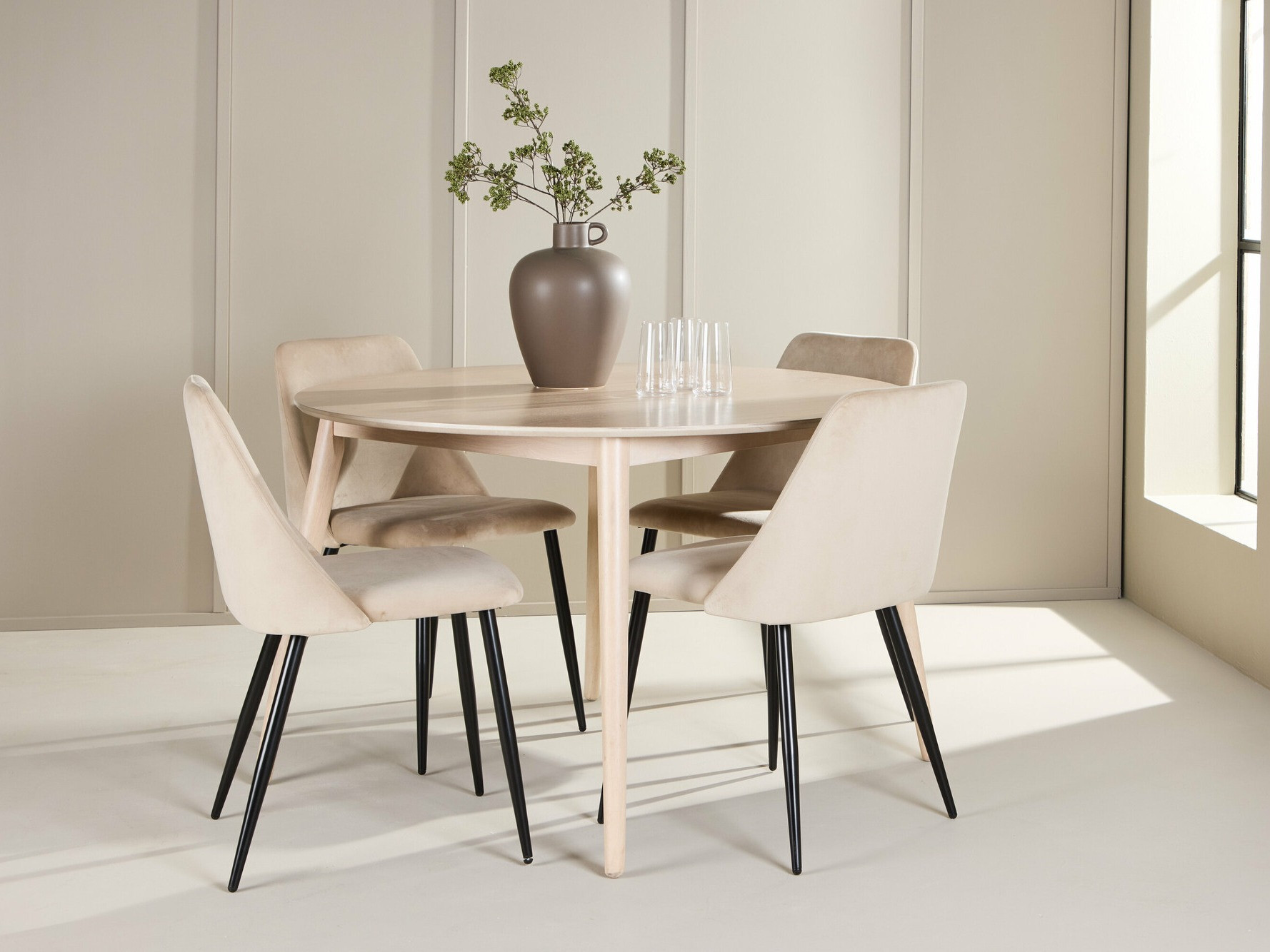 Conjunto de mesas y sillas para comedor Dallas 4759